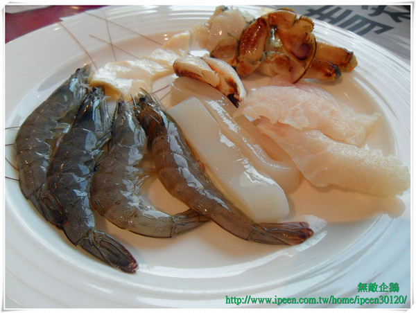 青森Dryad時尚餐館：【Go Tainan試吃邀約】蝦米？在旅館也能品嚐「秋蟹」!!!!_《青森Dryad時尚餐廳》