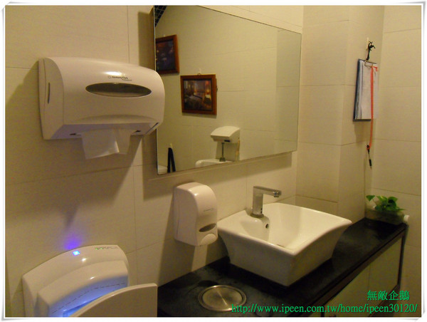 青森Dryad時尚餐館：【Go Tainan試吃邀約】蝦米？在旅館也能品嚐「秋蟹」!!!!_《青森Dryad時尚餐廳》