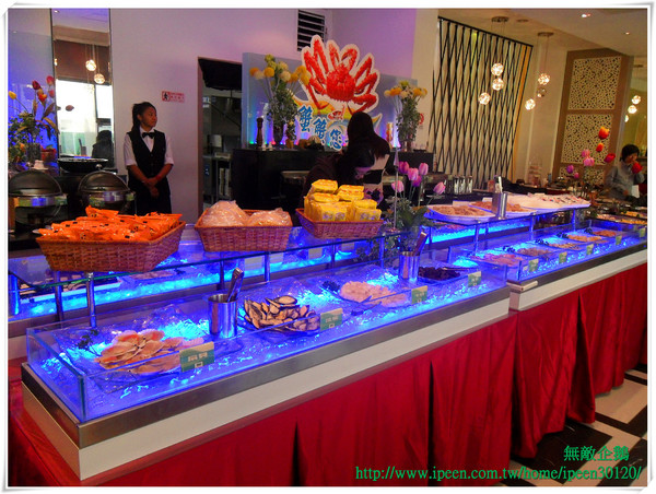 青森Dryad時尚餐館：【Go Tainan試吃邀約】蝦米？在旅館也能品嚐「秋蟹」!!!!_《青森Dryad時尚餐廳》