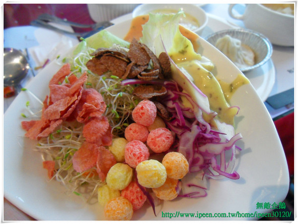 青森Dryad時尚餐館：【Go Tainan試吃邀約】蝦米？在旅館也能品嚐「秋蟹」!!!!_《青森Dryad時尚餐廳》