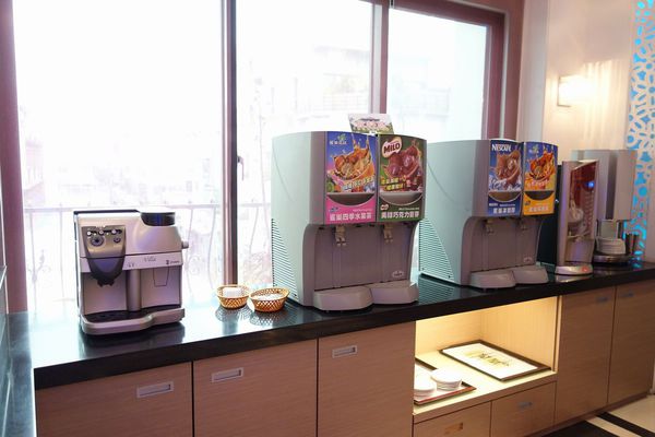 青森Dryad時尚餐廳：台南 青森Dryad時尚餐廳~自助式早餐((9月底前有買一送一活動))