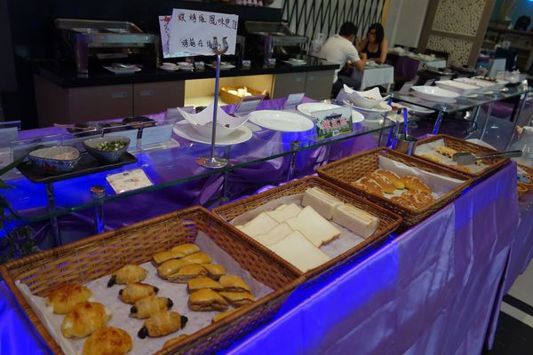 青森Dryad時尚餐廳：台南 青森Dryad時尚餐廳~自助式早餐((9月底前有買一送一活動))