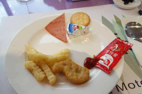 青森Dryad時尚餐廳：台南 青森Dryad時尚餐廳~自助式早餐((9月底前有買一送一活動))