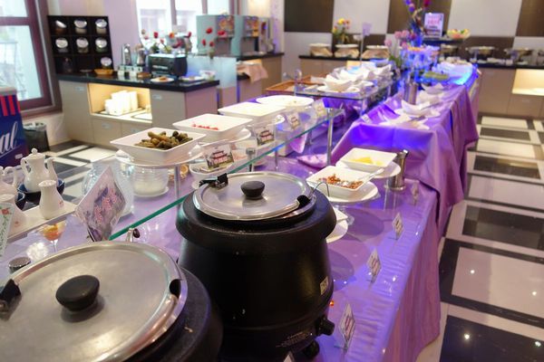 青森Dryad時尚餐廳：台南 青森Dryad時尚餐廳~自助式早餐((9月底前有買一送一活動))