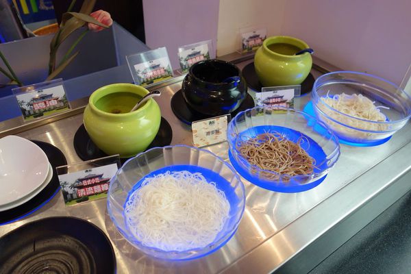 青森Dryad時尚餐廳：台南 青森Dryad時尚餐廳~自助式早餐((9月底前有買一送一活動))