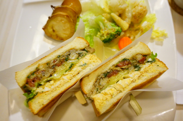 Machikaka WaCafe：【台北．捷運南京東路】Machikaka WaCafe－『全都好吃，超滿意的一家』