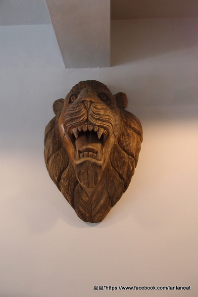 鐵木咖啡：【台中東海】鐵木咖啡－用心的店家顧客看的見，豐富繽紛的沙拉～