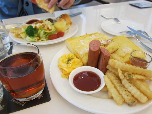 KSL Coffee：高雄鳳山。KSL Coffee。