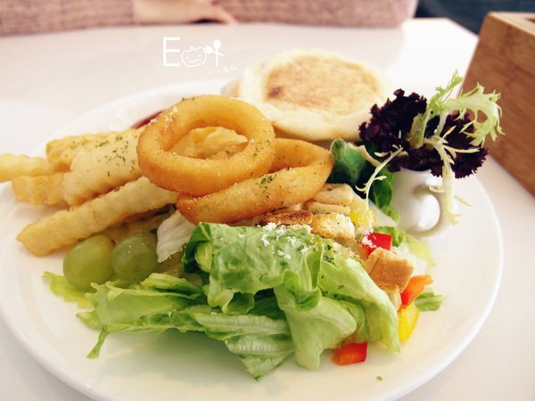 KSL Coffee:【口碑卷】KSL Coffee 凱士立//氣氛好美食佳的人文咖啡館