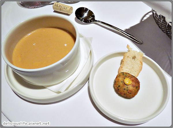 白蘭地蟹肉濃湯320