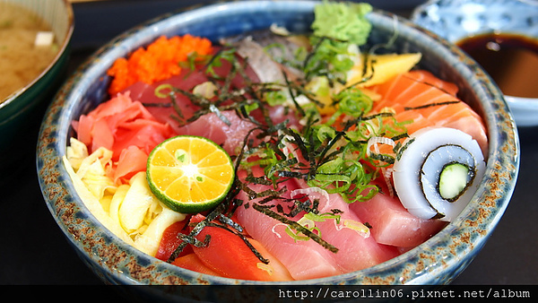 海人刺身丼飯(公館店):【食記】《海人刺身丼飯專賣店》公館店