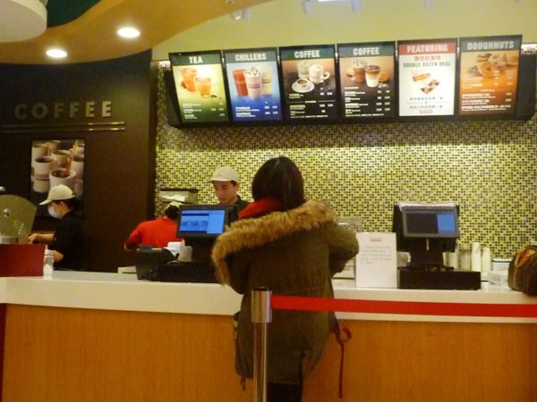 Krispy Kreme 台北信義店:Krispy Kreme甜甜圈 台灣首店