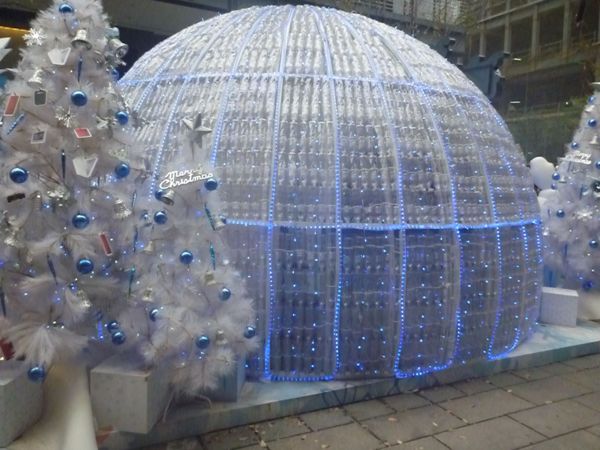 Krispy Kreme 台北信義店:Krispy Kreme甜甜圈 台灣首店