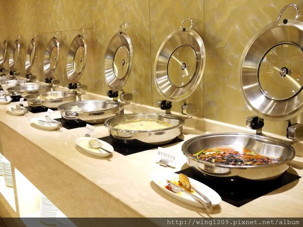 樂廚自助餐廳(富信飯店):精緻Buffet。富信大飯店【樂廚自助餐廳】