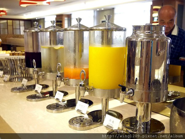 樂廚自助餐廳(富信飯店):精緻Buffet。富信大飯店【樂廚自助餐廳】