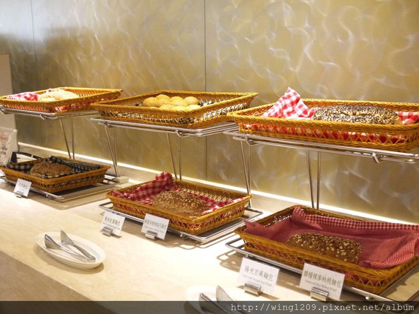 樂廚自助餐廳(富信飯店):精緻Buffet。富信大飯店【樂廚自助餐廳】