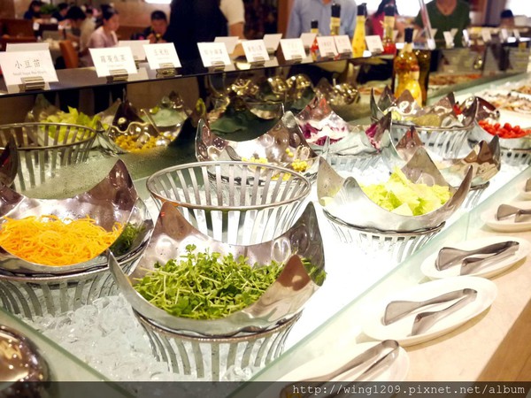 樂廚自助餐廳(富信飯店):精緻Buffet。富信大飯店【樂廚自助餐廳】