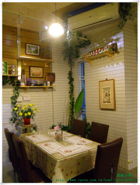 黑麥田鄉村烘焙餐廳:巷弄x清幽x美食 ‧ 「健康 ‧ 天然 ‧ 養生」登場~_《黑麥田鄉村烘焙餐廳》