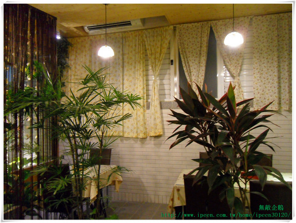 黑麥田鄉村烘焙餐廳:巷弄x清幽x美食 ‧ 「健康 ‧ 天然 ‧ 養生」登場~_《黑麥田鄉村烘焙餐廳》