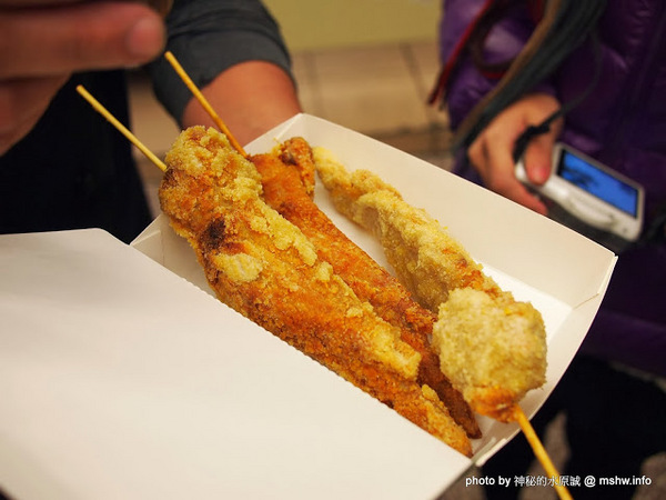 食香客雞會站雞排專賣(北門總店):【食記】台南中西區-食香客雞會站雞排茶飲專賣店@台南北門總店 : 份量實在,甜鹹交錯的創意炸物