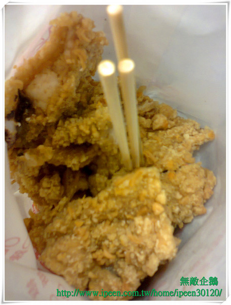 食香客雞會站雞排專賣(北門總店):特色雞排!! 科學麵脆皮雞排~_《食香客雞會站雞排專賣》