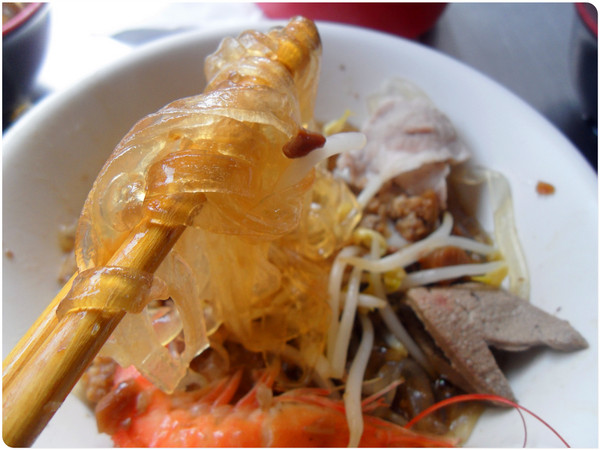 海鮮河粉乾麵：<抗漲專區>CP值超高，豬肝、蝦子、肉片，滿足你的胃~_海鮮河粉乾麵
