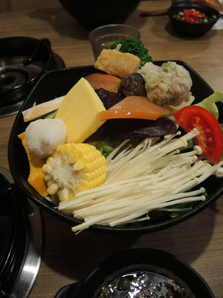 森坂及和風養生鍋：[台中]三十年老店養生火鍋好味道 森坂及