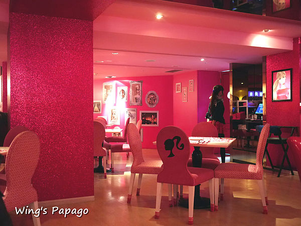 Barbie Cafe 芭比時尚主題餐廳：夢幻滿屋。讓人目不瑕給的【Barbie Cafe】芭比餐廳體驗