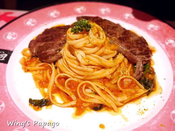 Barbie Cafe 芭比時尚主題餐廳：夢幻滿屋。讓人目不瑕給的【Barbie Cafe】芭比餐廳體驗