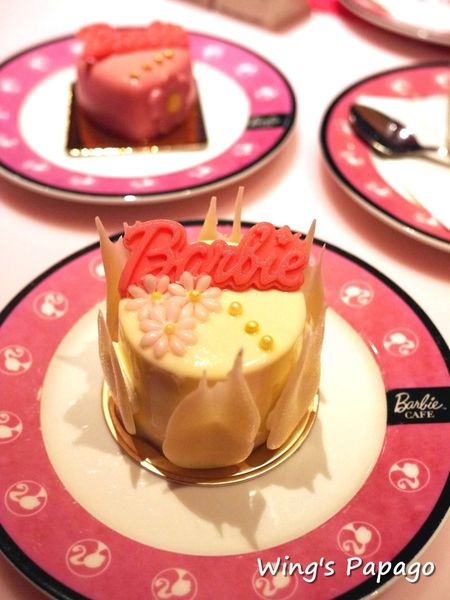 Barbie Cafe 芭比時尚主題餐廳：夢幻滿屋。讓人目不瑕給的【Barbie Cafe】芭比餐廳體驗