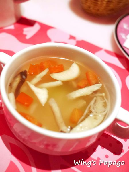 Barbie Cafe 芭比時尚主題餐廳：夢幻滿屋。讓人目不瑕給的【Barbie Cafe】芭比餐廳體驗