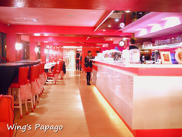 Barbie Cafe 芭比時尚主題餐廳：夢幻滿屋。讓人目不瑕給的【Barbie Cafe】芭比餐廳體驗