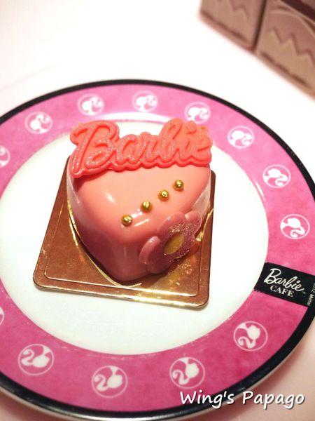 Barbie Cafe 芭比時尚主題餐廳：夢幻滿屋。讓人目不瑕給的【Barbie Cafe】芭比餐廳體驗