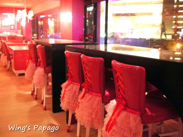 Barbie Cafe 芭比時尚主題餐廳：夢幻滿屋。讓人目不瑕給的【Barbie Cafe】芭比餐廳體驗