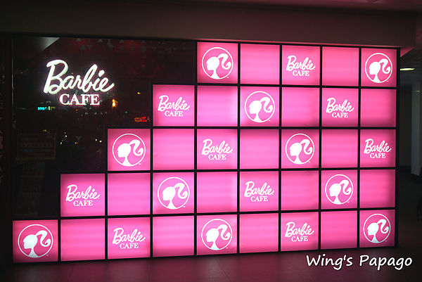 Barbie Cafe 芭比時尚主題餐廳：夢幻滿屋。讓人目不瑕給的【Barbie Cafe】芭比餐廳體驗