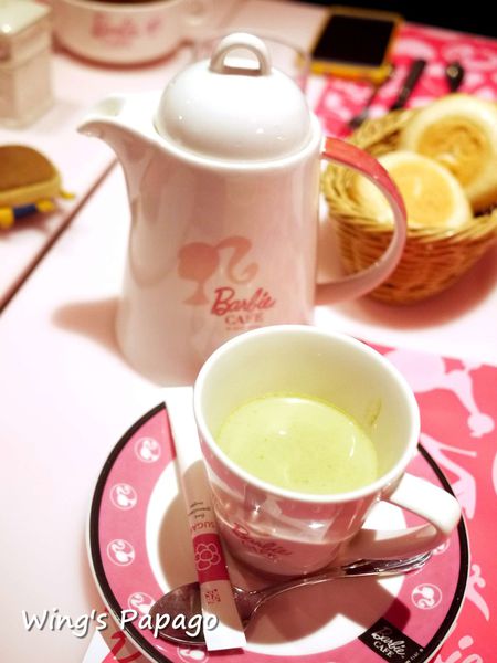 Barbie Cafe 芭比時尚主題餐廳：夢幻滿屋。讓人目不瑕給的【Barbie Cafe】芭比餐廳體驗