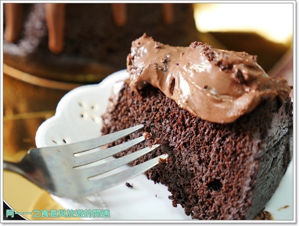 貝克街:宅配美食 貝克街 巧克力蛋糕 綠玉皇冠~媲美生巧克力的濃郁柔滑