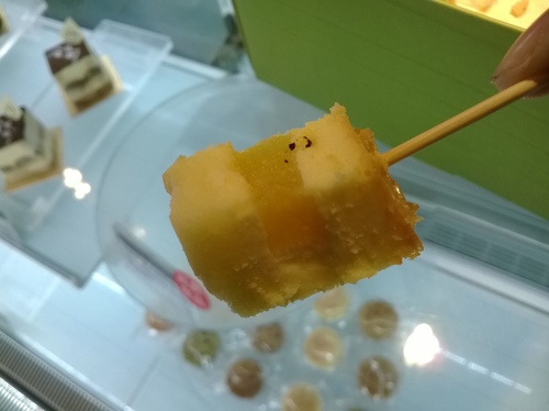 瑪多拉 Ma.Do.Ra(民權店)：意想不到創意蛋糕!!!起司、蛋糕捲瘋狂試吃~>.<~瑪朵拉Ma.Do.Ra