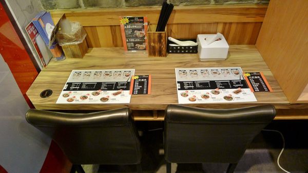 卯金刀抄手舖：口碑16-對人友善餐廳.食材美味豐盛的卯金刀抄手舖