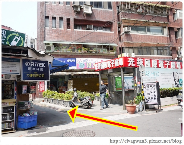 台北-捷運忠孝新生站-光華商場-轟炸雞排-起司雞排拉絲雞排-爆漿雞排-邪惡美食-光華拉絲雞排-巷弄美食-人氣美食-輔大雞排-校園美食-2-528-1