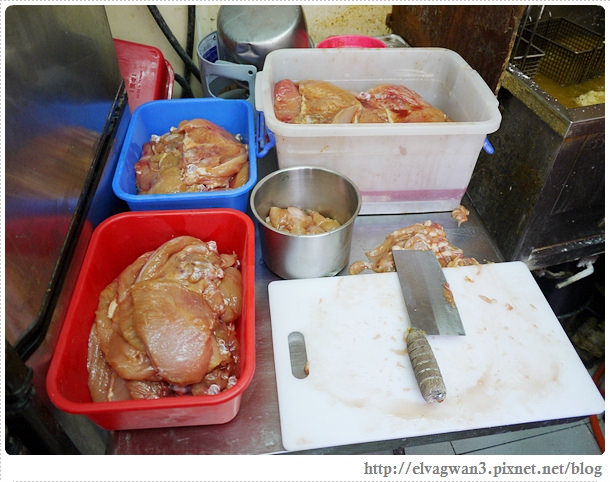 台北-捷運忠孝新生站-光華商場-轟炸雞排-起司雞排拉絲雞排-爆漿雞排-邪惡美食-光華拉絲雞排-巷弄美食-人氣美食-輔大雞排-校園美食-12-552-1