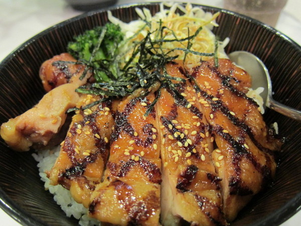 龍丼亭：巷子美食一龍丼亭日式丼飯、拉麵