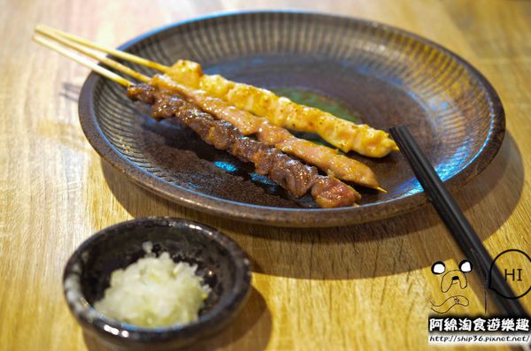 小串燒：【台北居酒屋】【北捷南勢角站】小串燒-愈晚愈熱鬧的居酒屋．中永和串燒/居酒屋/寵物友善餐廳/興南夜市