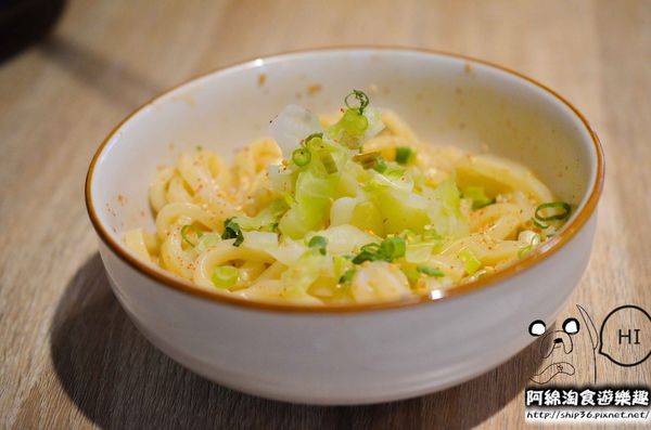 小串燒：【台北居酒屋】【北捷南勢角站】小串燒-愈晚愈熱鬧的居酒屋．中永和串燒/居酒屋/寵物友善餐廳/興南夜市