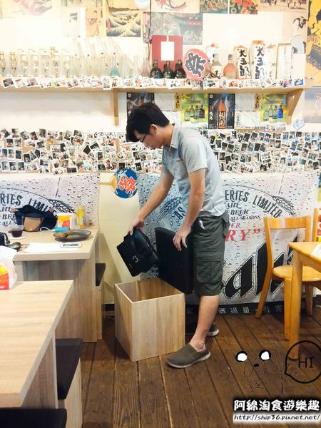 小串燒：【台北居酒屋】【北捷南勢角站】小串燒-愈晚愈熱鬧的居酒屋．中永和串燒/居酒屋/寵物友善餐廳/興南夜市