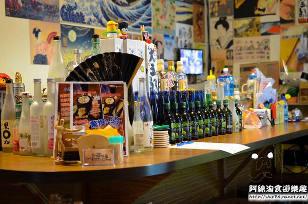 小串燒：【台北居酒屋】【北捷南勢角站】小串燒-愈晚愈熱鬧的居酒屋．中永和串燒/居酒屋/寵物友善餐廳/興南夜市