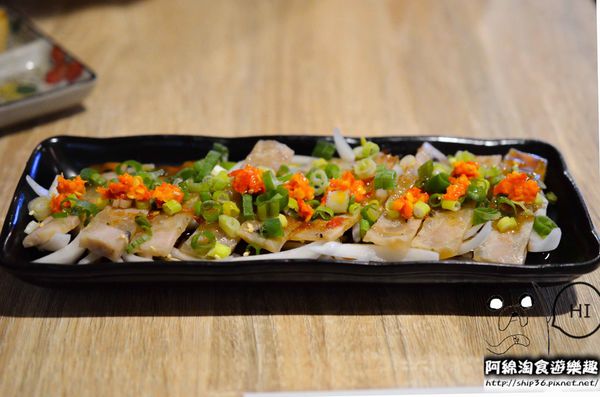 小串燒：【台北居酒屋】【北捷南勢角站】小串燒-愈晚愈熱鬧的居酒屋．中永和串燒/居酒屋/寵物友善餐廳/興南夜市