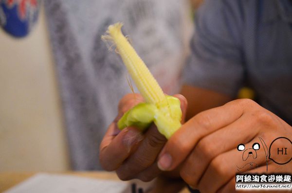 小串燒：【台北居酒屋】【北捷南勢角站】小串燒-愈晚愈熱鬧的居酒屋．中永和串燒/居酒屋/寵物友善餐廳/興南夜市