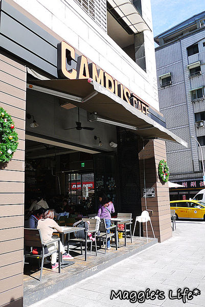 CAMPUS CAFE(南京店)：台北美食。捷運南京三民【CAMPUS CAFE】康熙來了推薦咖啡廳◆早午餐。帕尼尼。漢堡。三明治。義大利麵。燉飯。免服務費