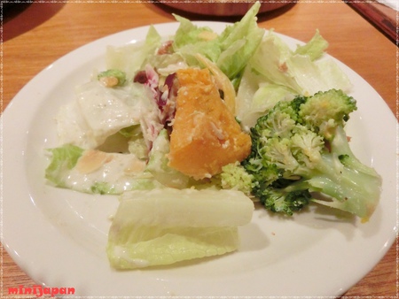 Campus cafe~特製木碗凱薩沙拉小盤.JPG